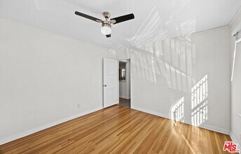 1518 Laurel Canyon Blvd in Los Angeles, CA - Building Photo - Building Photo