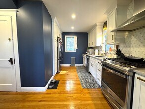 65 Whitford St in Boston, MA - Building Photo - Building Photo