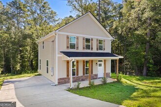 205 Pinecrest Rd in Cedartown, GA - Building Photo - Building Photo