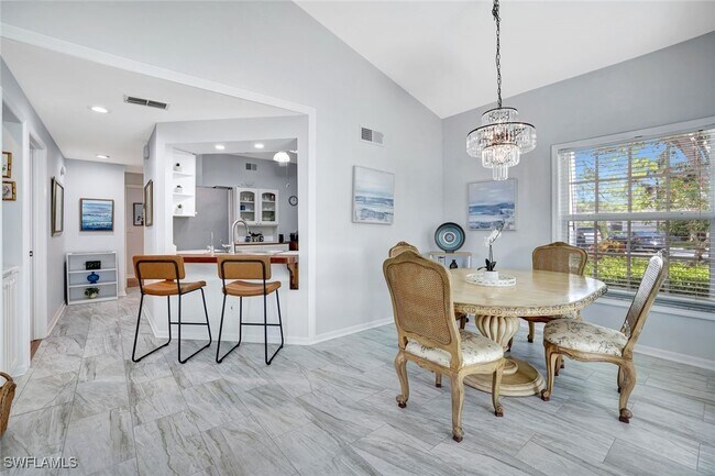 property at 613 Windsor Sq