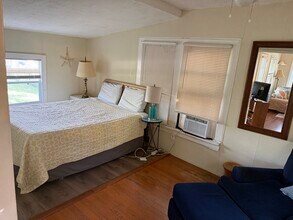 4410 NE Indian River Dr in Jensen Beach, FL - Foto de edificio - Building Photo