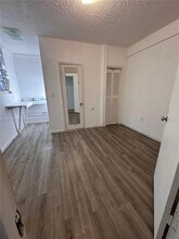 552 NW 1st St in Miami, FL - Building Photo - Building Photo