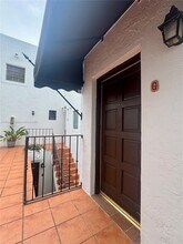 437 Santander Ave in Coral Gables, FL - Building Photo - Building Photo