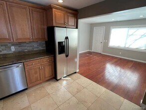 1240 Wagner Ave in Bloomfield Township, MI - Building Photo - Building Photo