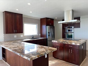 3630 Bayside Walk in San Diego, CA - Building Photo - Building Photo