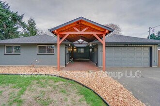 3211 NE 62nd Ave in Vancouver, WA - Building Photo - Building Photo
