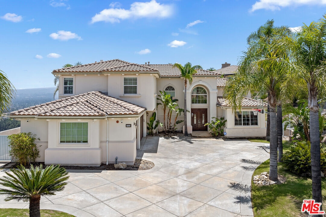 7416 Wiscasset Dr in Los Angeles, CA - Building Photo