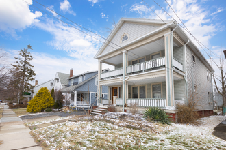 1193 Warren Rd in Lakewood, OH - Building Photo - Building Photo