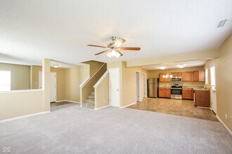 735 Streamside Dr in Greenfield, IN - Building Photo - Building Photo
