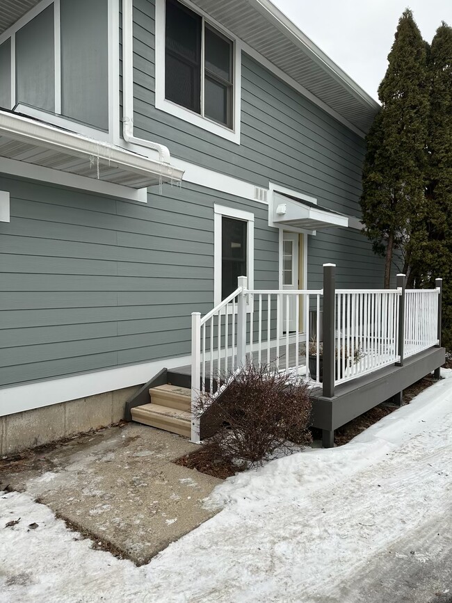 921 Sunset Ridge Dr, Unit 921 Sunset Ridge