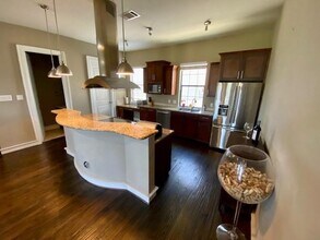 3409 Bryan St in Dallas, TX - Building Photo - Building Photo