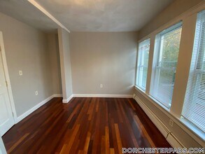 35 Bradshaw St in Boston, MA - Building Photo - Building Photo