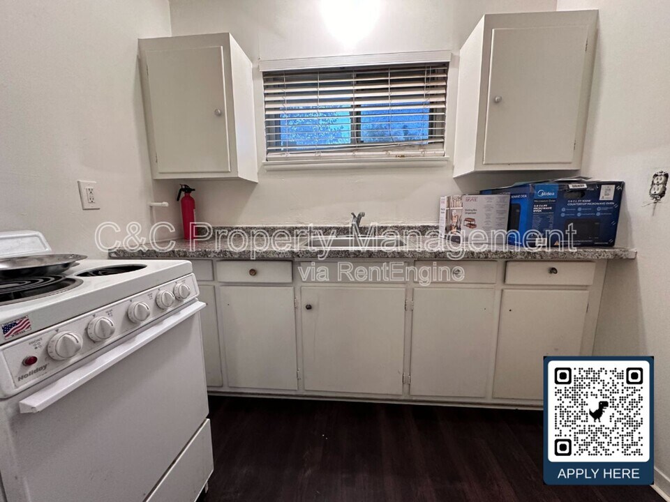 2821 Howe Ave in Sacramento, CA - Building Photo
