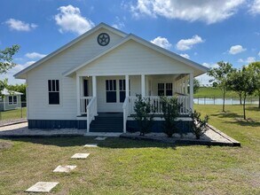 9711 Thaxton Rd in Austin, TX - Building Photo - Building Photo