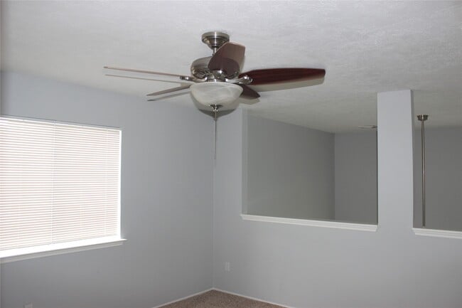 property at 1914 Wildwood Ridge Dr