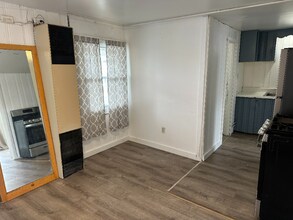17 M St in Hampton, NH - Building Photo - Building Photo