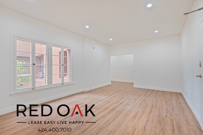 property at 5757 Franklin Ave