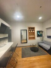 144 Bowdoin St, Unit 63 in Boston, MA - Building Photo - Building Photo