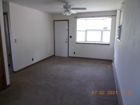 3260 McCoy Rd, Unit 3260 in Huntington, WV - Building Photo