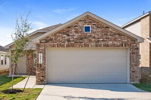10016 Mather Way in Converse, TX - Building Photo