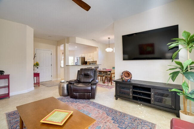 15992 W Indigo Ln in Surprise, AZ - Building Photo - Building Photo