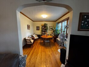 3305 N Menard Ave in Chicago, IL - Building Photo - Building Photo