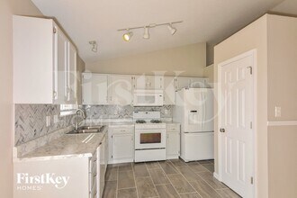 2487 Waterfront Dr in Imperial, MO - Foto de edificio - Building Photo