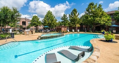 Hawthorne Ridge in Conroe, TX - Building Photo - Building Photo