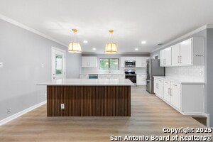 10222 Eagle Bluff in San Antonio, TX - Foto de edificio - Building Photo