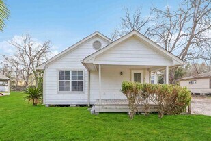 1728 Connorvale Rd in Houston, TX - Building Photo
