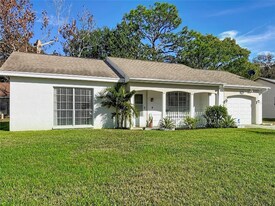 13004 Spicebox Way in Hudson, FL - Building Photo