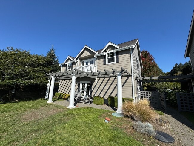24131 99th Ave SW in Vashon, WA - Building Photo - Building Photo