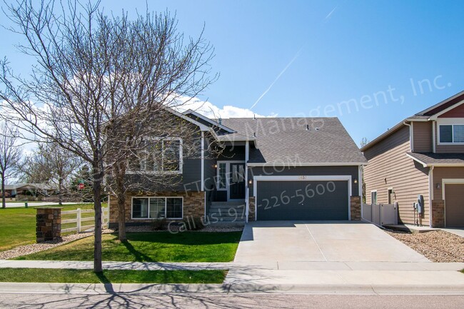 2457 Marshfield Ln