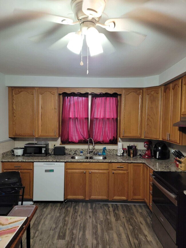 3617 Laurel Ave Rentals in Moosic, PA