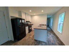 152 Lynn Ln in Mankato, MN - Building Photo - Building Photo