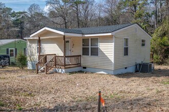 806 Lakeland St in Fayetteville, NC - Building Photo - Building Photo