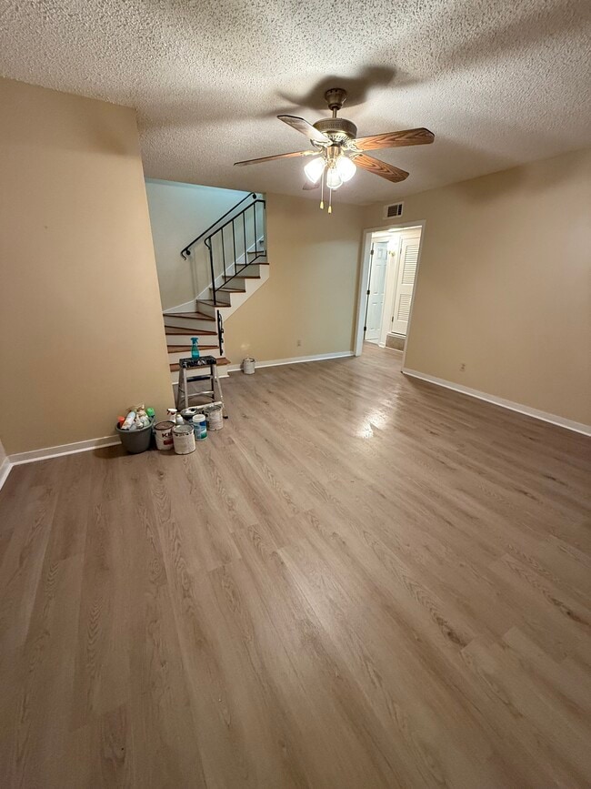 property at 29 Kemmons Dr