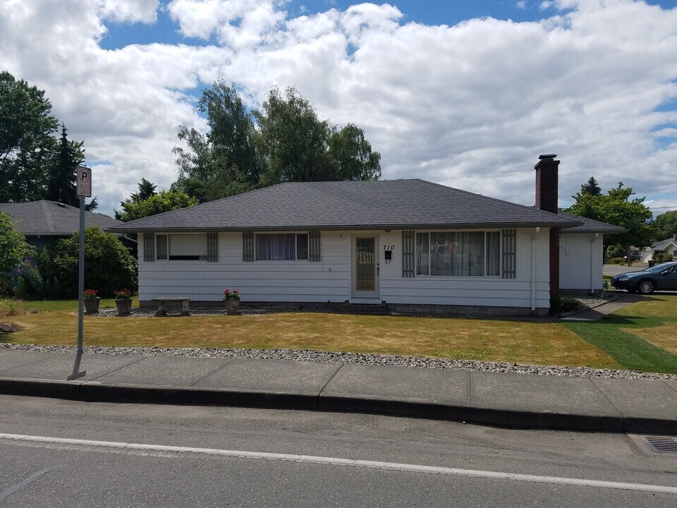 710 SW 20th St in Chehalis, WA - Building Photo