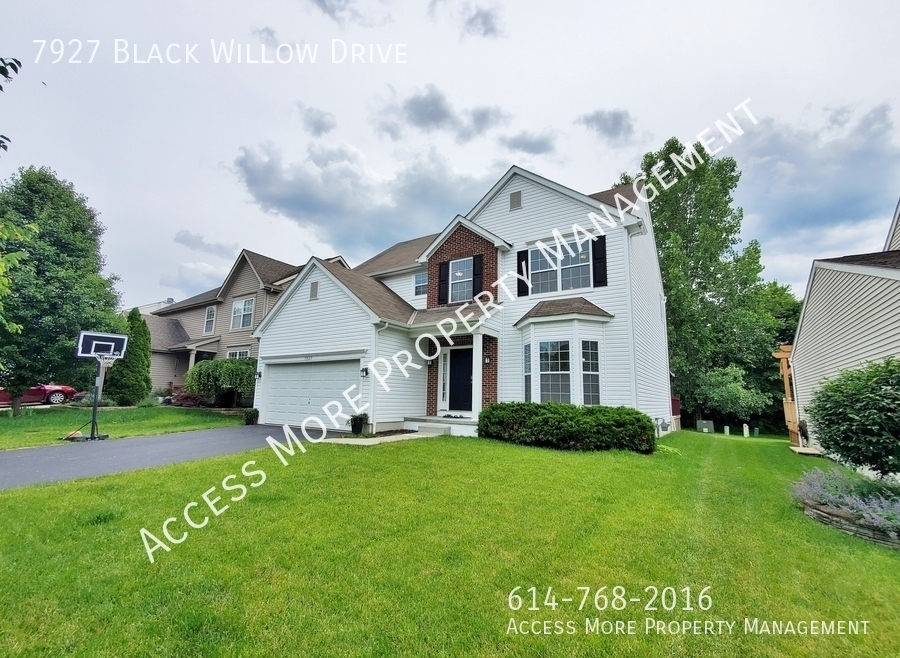 7927 Black Willow Dr in Blacklick, OH - Foto de edificio