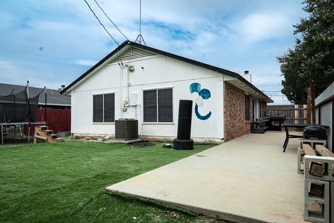 1510 Pueblo in Midland, TX - Building Photo - Building Photo