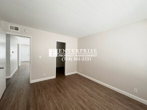 8467 Benjamin Dr in Huntington Beach, CA - Building Photo - Building Photo