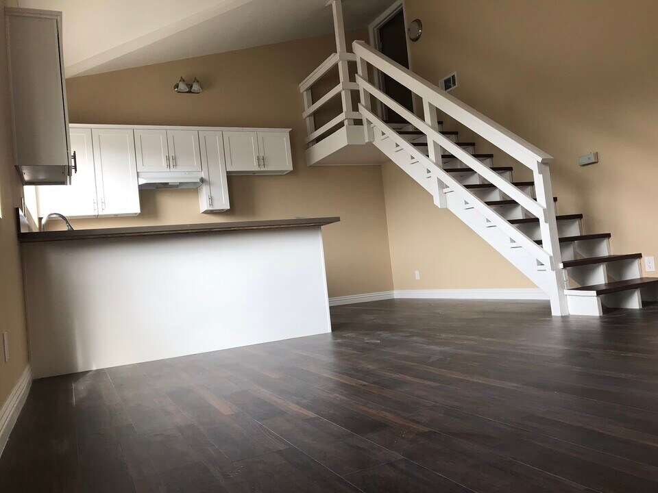 310 N Philadelphia St, Unit A in Anaheim, CA - Building Photo