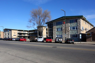 Terrace Apartments in Melrose Park, IL - Building Photo - Building Photo