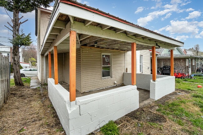 property at 606 North St