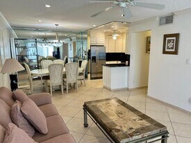 6435 Bay Club Dr in Fort Lauderdale, FL - Building Photo
