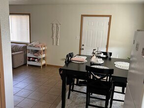 1528 Starview Dr in Cedar Falls, IA - Building Photo - Building Photo