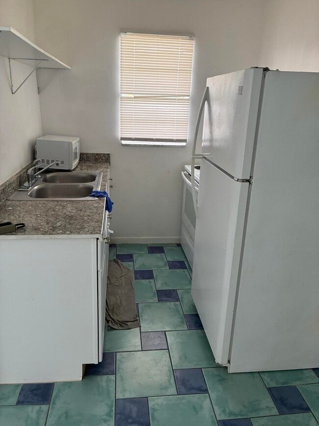 702 N L St in Lake Worth Beach, FL - Building Photo - Building Photo