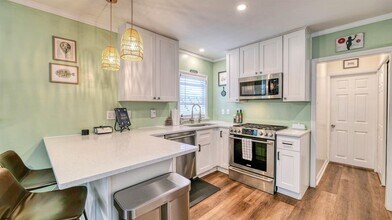 117 Newport Ct in Ventnor City, NJ - Building Photo - Building Photo