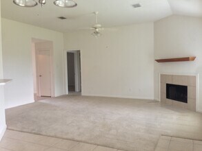 607 Park Ln in Hewitt, TX - Building Photo - Building Photo
