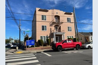 256 Villa Ter in San Mateo, CA - Building Photo - Primary Photo